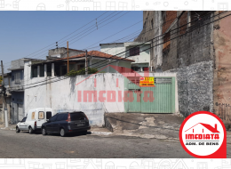 Imediata Imóveis- Administradora de Bens - TERRENO COM 3 CASAS - VILA FRANCOS